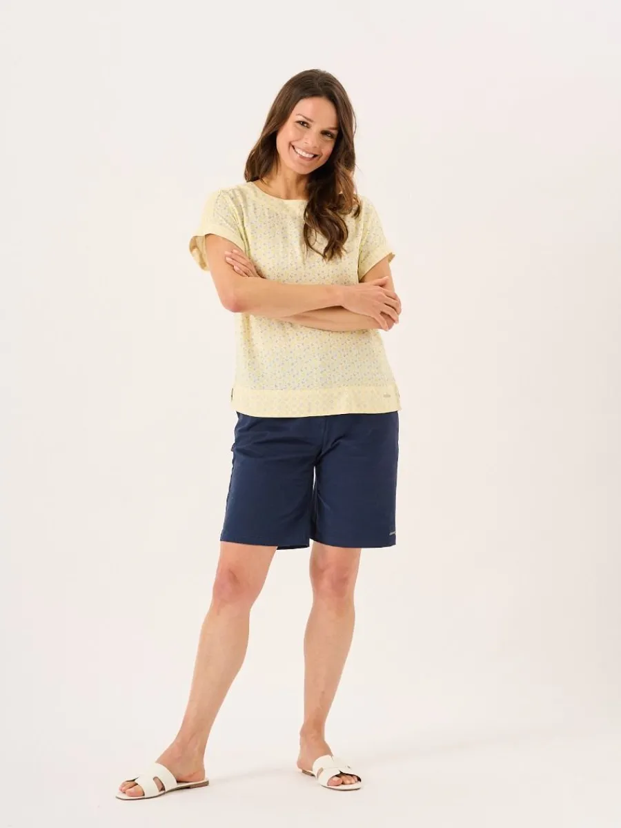 light_yellow_floral_short_5.webp Quba & Co Light Yellow Floral Short Sleeved Overhead Top - Dana Outlet