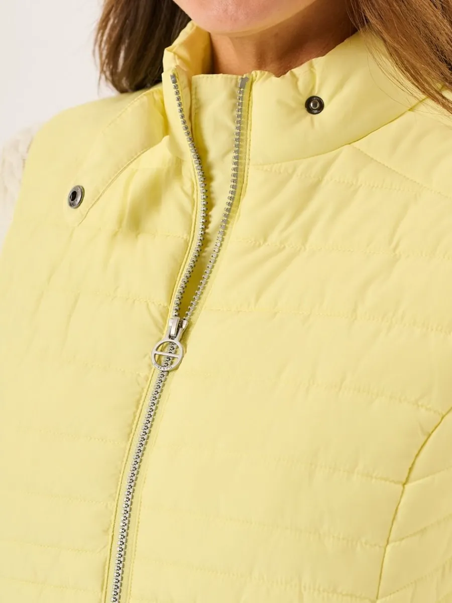 light_yellow_ladies_quilt_11.webp Quba & Co Light Yellow Ladies Quilted Gilet - Darina Discount