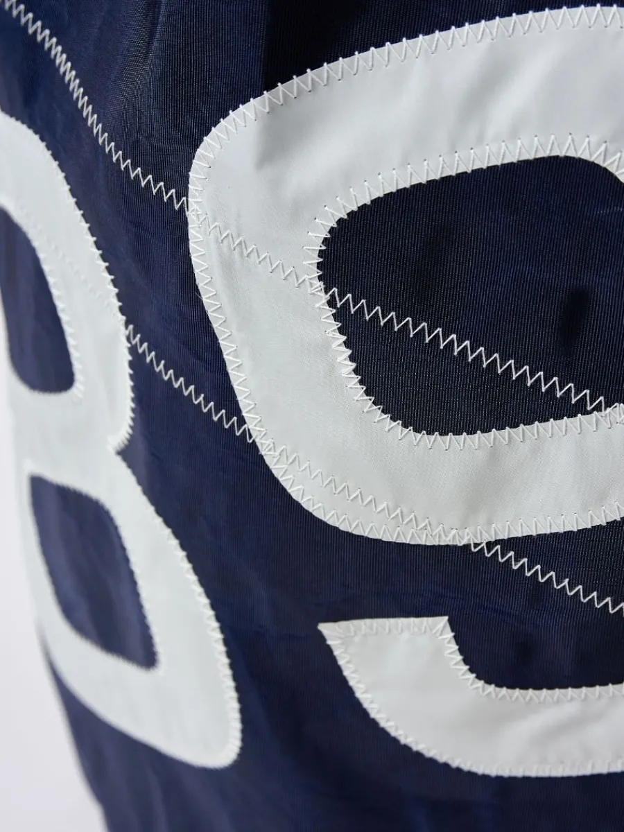 navy_and_white_laundry_ba_3.webp Quba & Co Navy And White Laundry Bag - Marlin Clearance