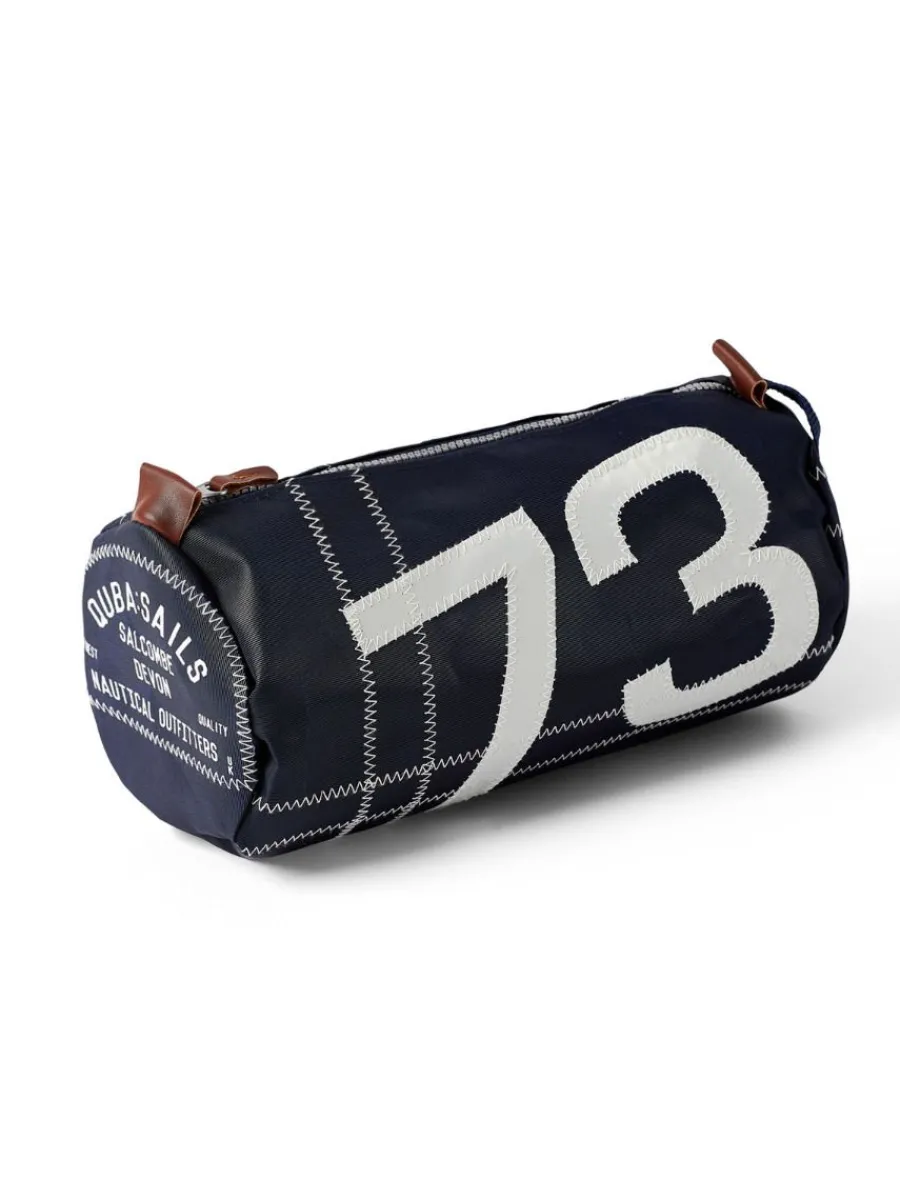 navy_barrel_wash_bag__bea_4.webp Quba & Co Navy Barrel Wash Bag - Beacon New