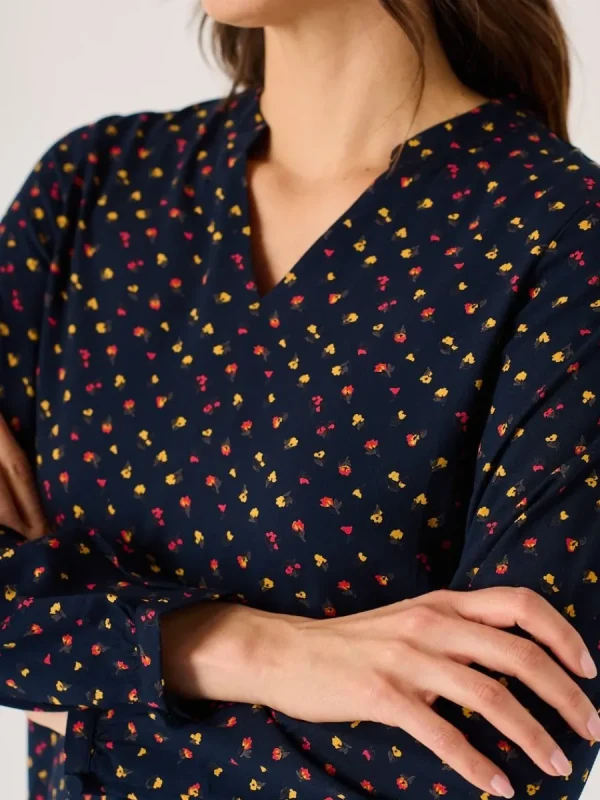 Quba & Co Navy Floral Print Long Sleeve Ditsy Top - Octavia Outlet